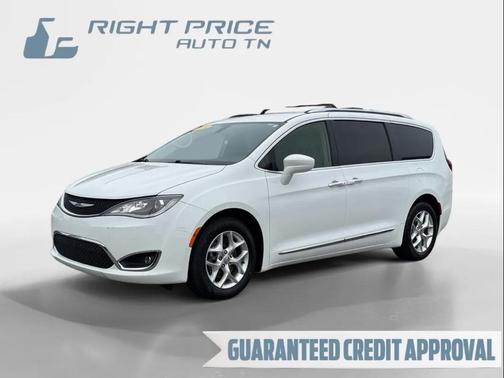 2020 Chrysler Pacifica Touring-L Plus