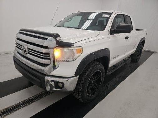 2016 Toyota Tundra SR5