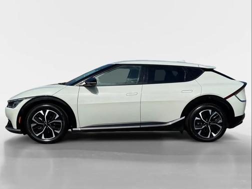 Glacier 2023 Kia EV6 Wind