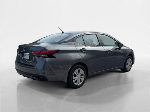 2022 Nissan Versa 1.6 S