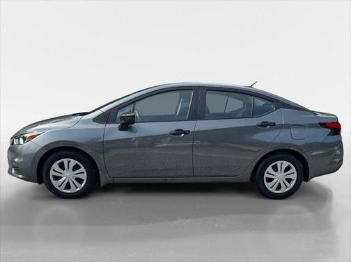 2022 Nissan Versa 1.6 S