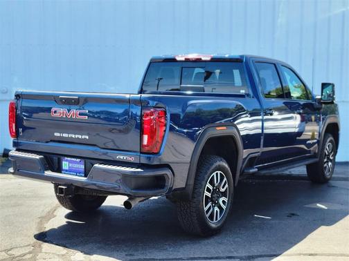 2022 GMC Sierra 2500 AT4
