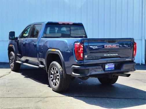 2022 GMC Sierra 2500 AT4