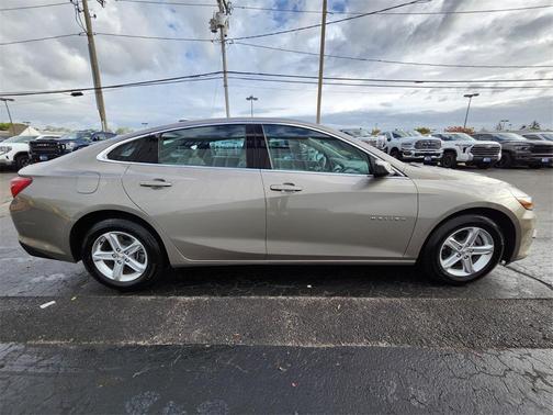 2022 Chevrolet Malibu 1LS