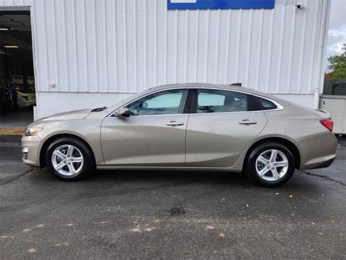 2022 Chevrolet Malibu 1LS