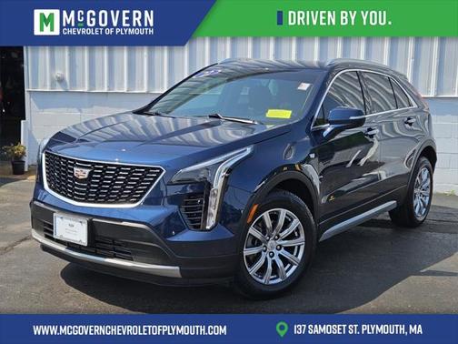 2022 Cadillac XT4 Premium Luxury