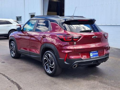 Crimson Metallic 2025 Chevrolet Trailblazer RS