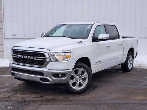 Bright White 2022 RAM 1500 Big Horn/Lone Star