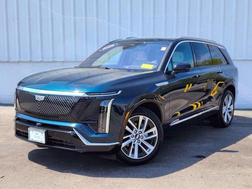 Emerald Lake Metallic 2026 Cadillac VISTIQ Luxury