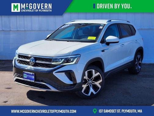 Pure White 2022 Volkswagen Taos 1.5T SEL