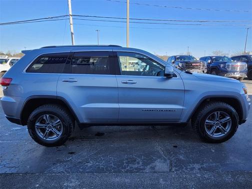 2018 Jeep Grand Cherokee Laredo E