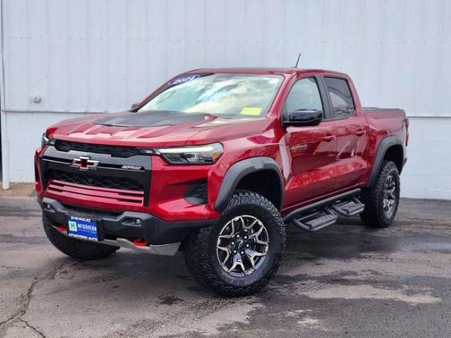 Radiant Red Tintcoat 2024 Chevrolet Colorado ZR2