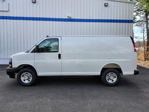 2026 Chevrolet Express 2500 2500 Regular Wheelbase, WT, RWD