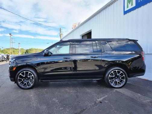 2024 Chevrolet Suburban RST
