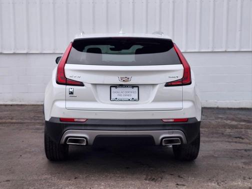 Crystal White Tricoat 2023 Cadillac XT4 Premium Luxury