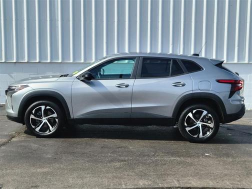 2025 Chevrolet Trax FWD 1RS