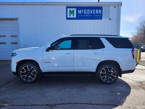 Summit White 2021 Chevrolet Tahoe 4WD RST