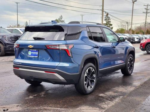Lakeshore Blue Metallic 2025 Chevrolet Equinox 1LT