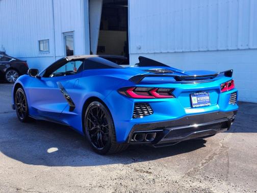 Riptide Blue Metallic 2024 Chevrolet Corvette Stingray w/2LT