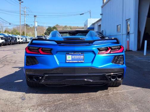 Riptide Blue Metallic 2024 Chevrolet Corvette Stingray w/2LT