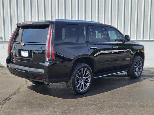 2019 Cadillac Escalade Luxury
