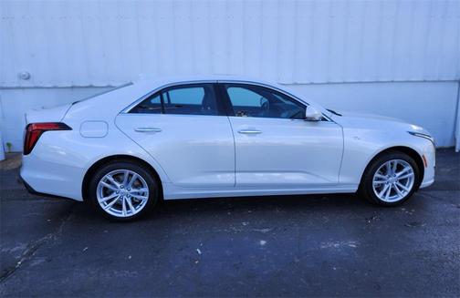 2022 Cadillac CT4 Luxury