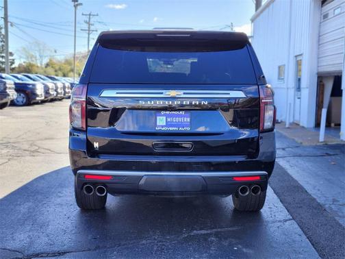 2023 Chevrolet Suburban 4WD High Country