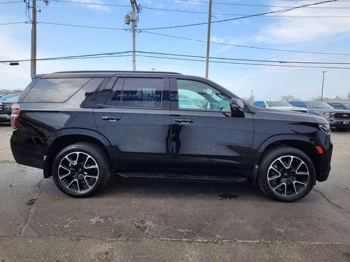 2022 Chevrolet Tahoe RST