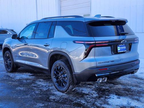 Sterling Gray Metallic 2026 Chevrolet Traverse LT