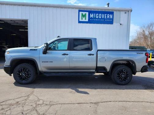 Sterling Gray Metallic 2026 Chevrolet Silverado 2500 LT