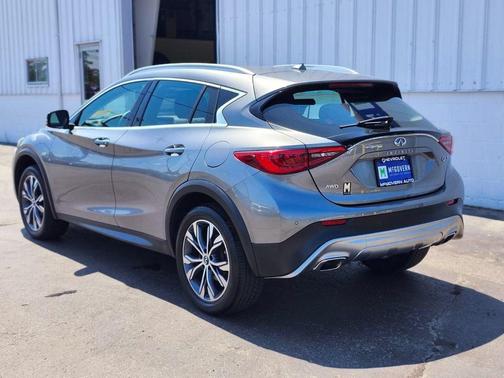 Graphite Shadow 2018 INFINITI QX30 Premium