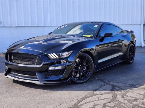 2016 Ford Shelby GT350 Base