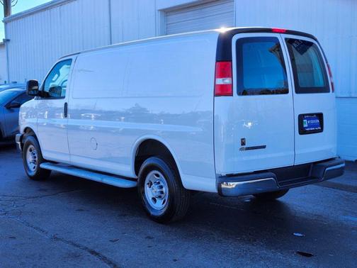 Summit White 2024 Chevrolet Express 2500 RWD 2500 Regular Wheelbase WT