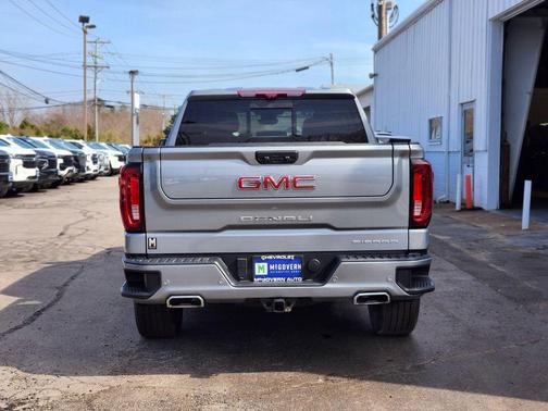 Sterling Metallic 2023 GMC Sierra 1500 Denali