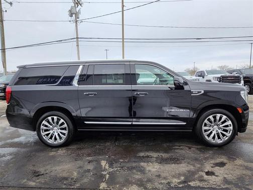 2024 GMC Yukon XL Denali
