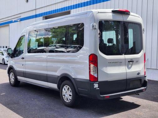 Oxford White 2023 Ford Transit-350 XL