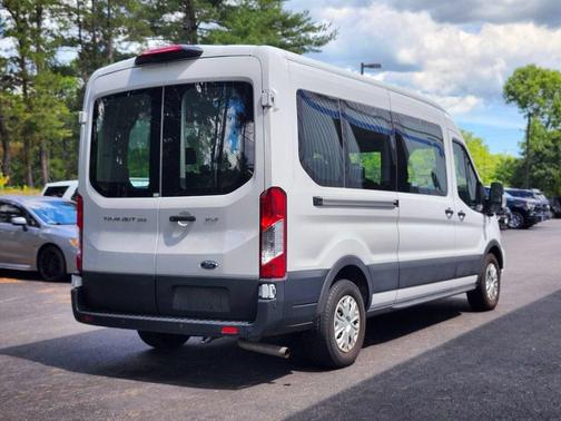 Oxford White 2023 Ford Transit-350 XL