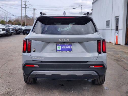 Wolf Gray 2023 Kia Sorento EX