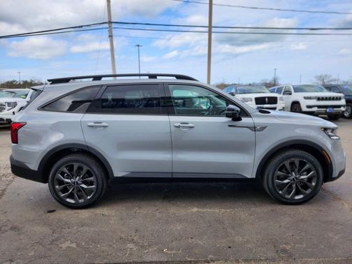 2023 Kia Sorento EX