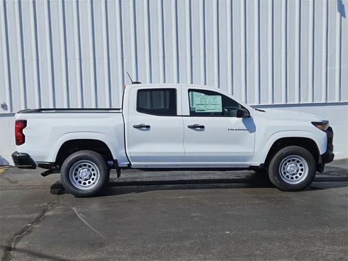 2025 Chevrolet Colorado WT