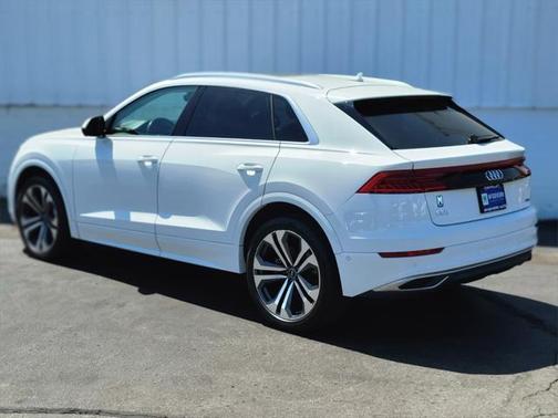2022 Audi Q8 55 Prestige