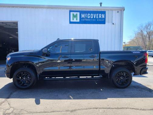 Black 2025 Chevrolet Silverado 1500 Custom Trail Boss