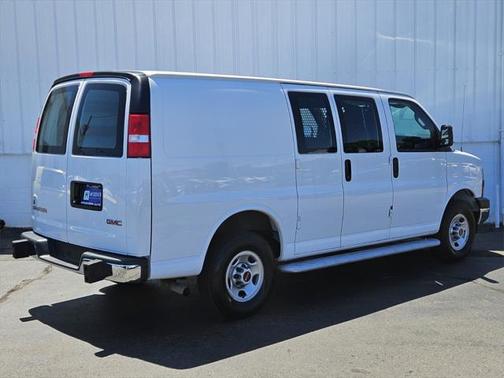 2023 GMC Savana 2500 Work Van