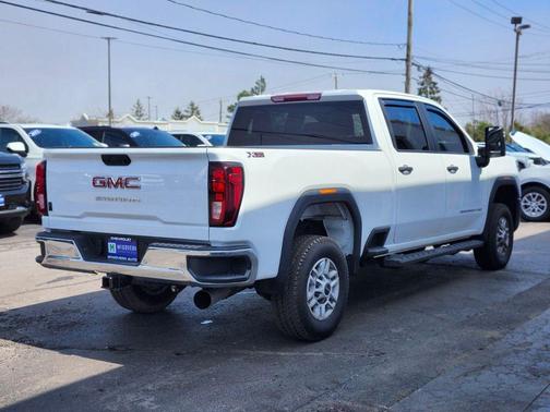 Summit White 2024 GMC Sierra 2500 Pro