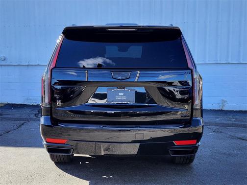 2023 Cadillac Escalade ESV Sport