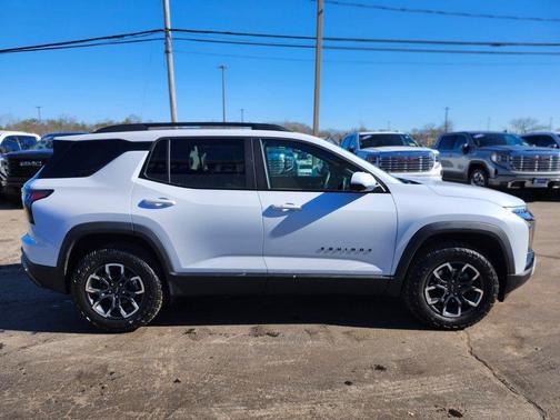 Polar White Tricoat 2026 Chevrolet Equinox AWD ACTIV