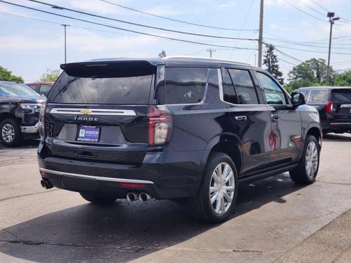 Midnight Blue Metallic 2023 Chevrolet Tahoe 4WD High Country