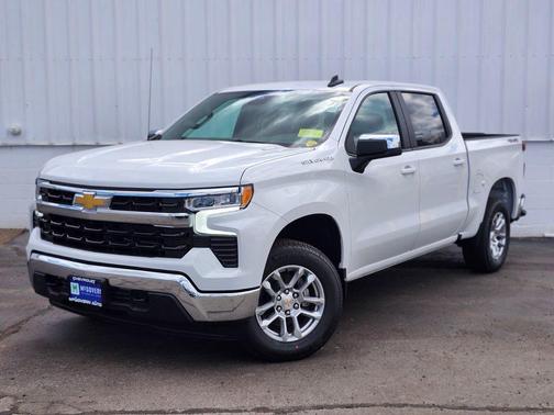 Summit White 2026 Chevrolet Silverado 1500 LT