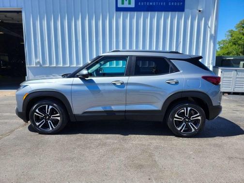 Sterling Gray Metallic 2023 Chevrolet Trailblazer LT