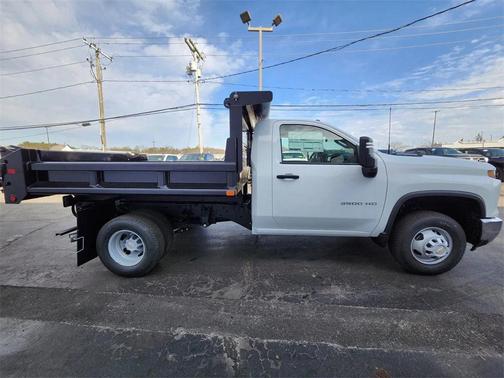 2026 Chevrolet Silverado 3500 WT